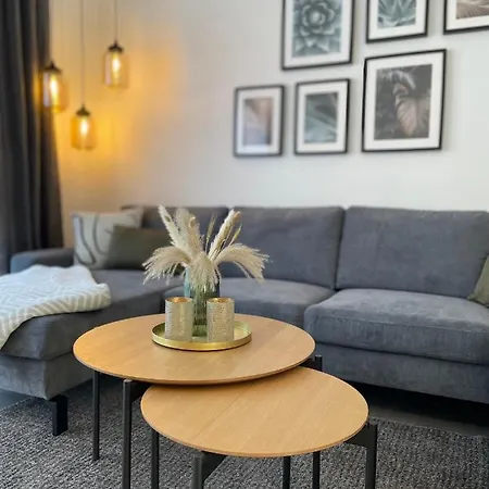 Lee-moderne Neubauwohnung In Strandnaehe - Wallbox Времен